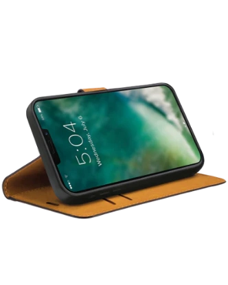 Mynd af iPhone 13 Slim Wallet